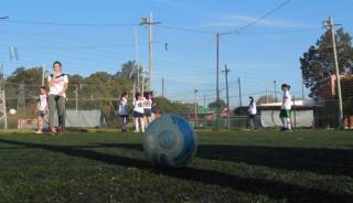 9 de mayo de 11 a 14 hs., en el Club Social Argentino Sirio de Rosario.